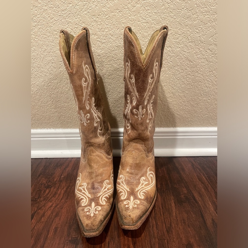 Corral Brown Embroidered Heeled Boots - image 1